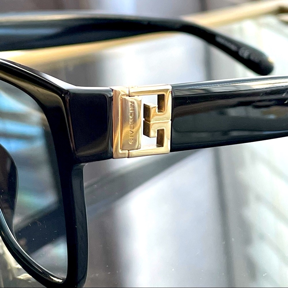 New Givenchy Sunglasses - Picture 4 of 11
